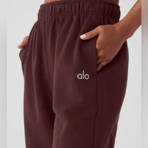 NWT Alo Yoga Accolade Sweatpants Cherry Cola Size 2XL thumbnail 2