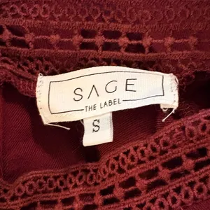 Sage The Label Mini Dress Womens S Burgundy Excellent Boho Lace Embroidered thumbnail 3