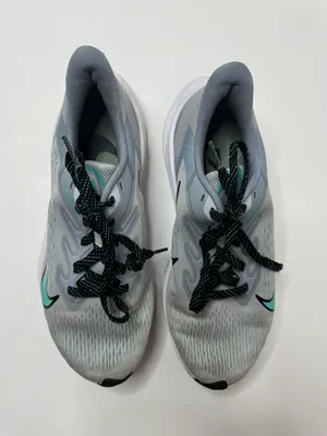 Nike Air Zoom Winflo 7 Size 7.5 Running Shoes thumbnail 2