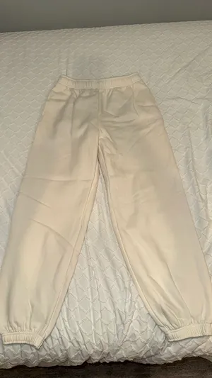 Aritzia Cream Mega Fit Cozy Fleece Sweatpants thumbnail 2
