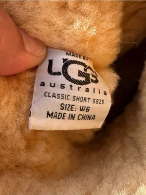UGG Australia Classic Short Chestnut Sheepskin Boots Women’s Winter Boots thumbnail 9