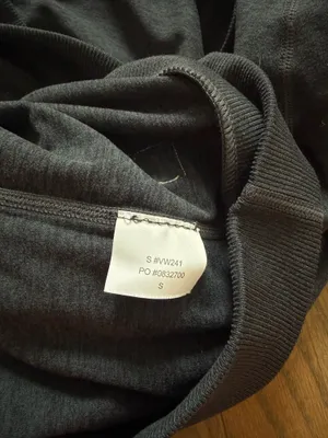 Vuori Performance Crewneck thumbnail 4