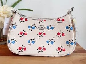 NWT Coach Teri Shoulder‎ Bag With Floral Print thumbnail 1