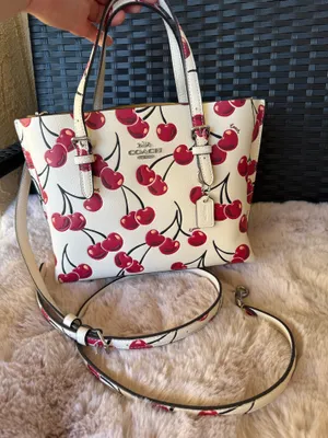 NWT ❤️ Coach Mollie Tote Bag 25 With Cherry Print thumbnail 4