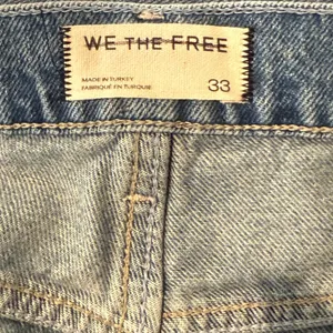FREE PEOPLE WE THE FREE Cora Slouchy Jean Mid Rise Button Fly Meadow NEW thumbnail 15