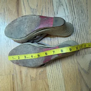 CHRISTIAN‎ LOUBOUTIN Wedge Strappy Summer Sandals Tan size 40 thumbnail 9