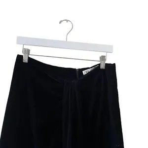 NWT Zara Women Black Fringed Velvet High Waist Ruched Front Detail Mini S #1140 thumbnail 3