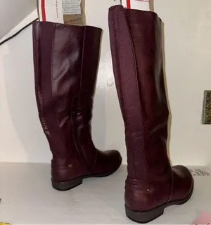 Journee Collection faux leather zip up Burgundy Boots size 7 Women’s W/O box 🆕 thumbnail 9