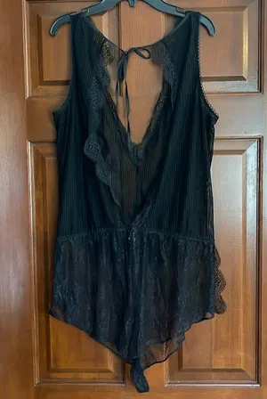 Victoria's Secret Black Scallop V Neck Back Tie Lingerie Romper Teddy Large thumbnail 5