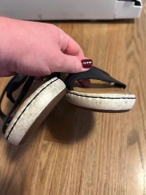 Born Black Strappy Sandals Size 9 thumbnail 2