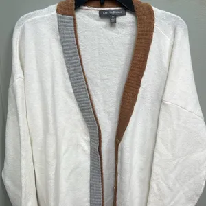 White and Brown Cardigan with Color-Blocked Collar thumbnail 3
