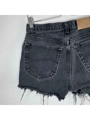 Vintage Lee High-Waisted Black Denim Cutoff Shorts With Distressed Hem Size 6/28 thumbnail 4
