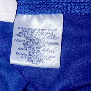 Vineyard Vines xsmall blue zip up athletic top thumbnail 5