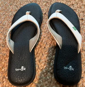 Summer flip flops Black Size 9 thumbnail 1