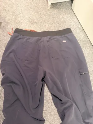 FIGS Scrub Pants thumbnail 3