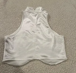 Crop Top thumbnail 2