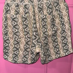 Zara Womens Small Geometric‎ Aztec Print Knit Shorts Green Tan Drawstring Boho thumbnail 4