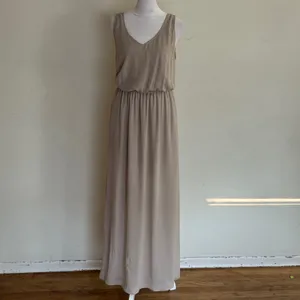 Show Me Your Mumu Heather Maxi Dress Taupe Tan V-Neck Bridesmaid Gown Medium thumbnail 9