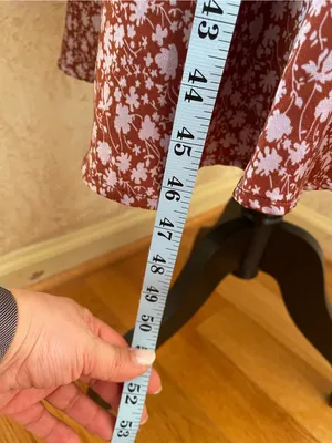 ASTR The Label Lainie Dress Floral Cutout Midi Sz S Puff Sleeve Lavender Brown thumbnail 8
