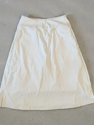 VIDDIA White Modest Below the Knee Active Skort Size Small thumbnail 1