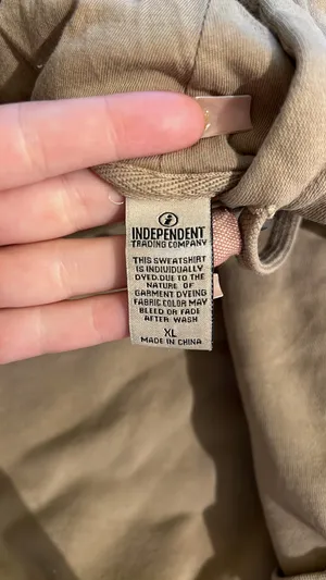 Hoodie thumbnail 3