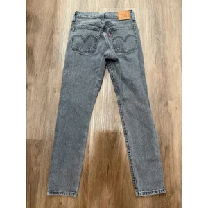 Levi premium 501 Original Fit Jeans‎ Grey Wash Women W25 L28 thumbnail 2