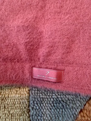 Gymshark x Whitney Simmons Eyelash Knit Bandeau Pressed Petal Soft Fuzzy Medium thumbnail 6