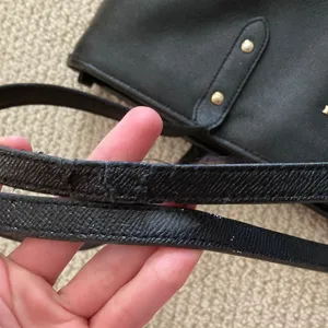 Coach Black Leather Tote Shoulder Bag Zip Top A1978-F58846 Strap Flaw GUC thumbnail 6
