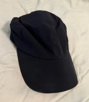 Lululemon Hat thumbnail 1