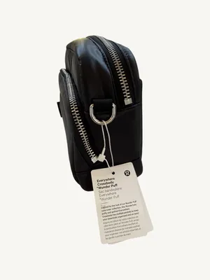 Lululemon Everywhere Crossbody 2L Wunder Puff Black Quilted Bag NWT Unisex thumbnail 9
