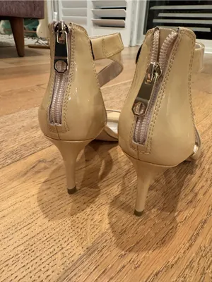 Nude Heels | Size 7.5 Louise et Cie thumbnail 9