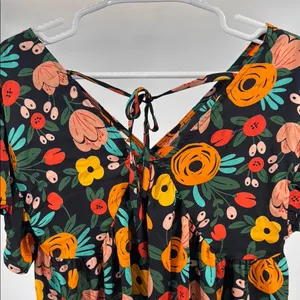 Entro Floral babydoll Blouse M Black Orange Yellow Green colorful flowy silky thumbnail 3
