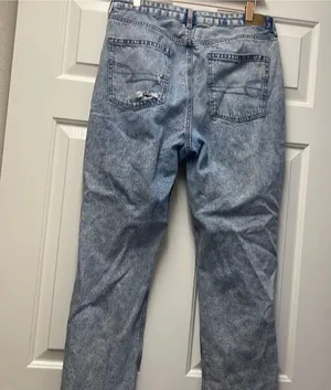 American Eagle distressed mom straight jeans thumbnail 3