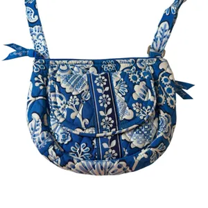 Vera Bradley Lizzy Crossbody Shoulder Bag Blue Lagoon Retired‎ Quilted thumbnail 3
