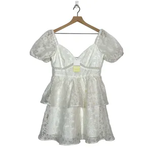 NEW Lena Party A-Line‎ Dress Women's Size Medium White Floral Applique Layered thumbnail 2
