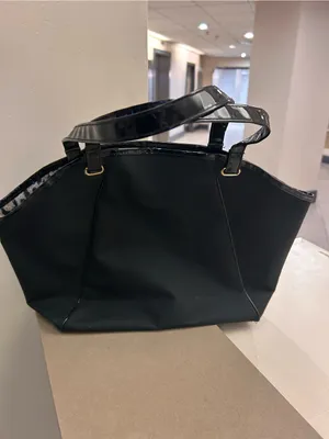 Lancôme Everyday Black Tote with Glossy Trim thumbnail 4