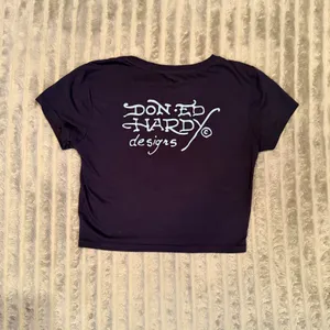Ed Hardy‎ Navy Broken Hearts and Fairytales Graphic Baby Tee Crop Medium thumbnail 7