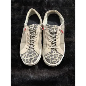Hey Dude Karina Leopard Women's Sneakers Size 8 shoes thumbnail 2