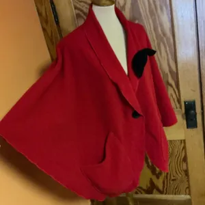 Vintage 90s Red Fleece Cape Jacket Le Moda Oversized Shawl Collar Poncho Coat thumbnail 6