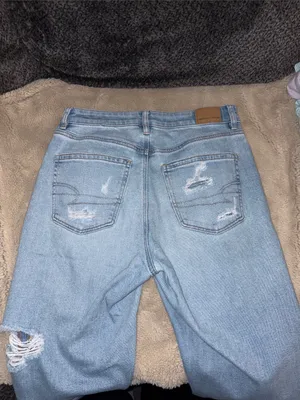 American Eagle Ripped Mom Jeans, Size 6 Short thumbnail 4