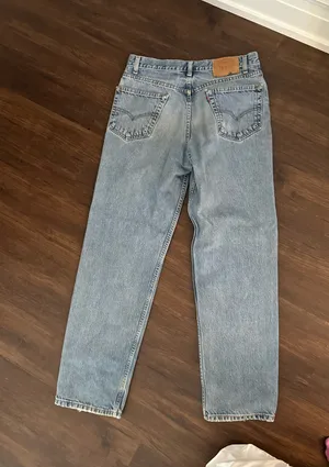 Levi’s Women’s Straight Leg Baggy Jeans thumbnail 3