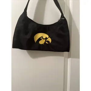 MVF Most Valuable Fan By Littlearth University Of Iowa Hawkeyes Purse Handbag thumbnail 4
