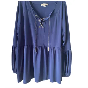 Michael Kors Blouse with elegant balloon sleeves elegant design on the neck thumbnail 4