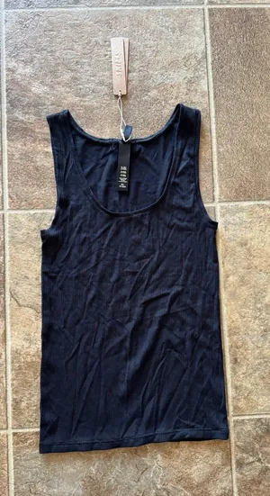 Skims Soft Lounge Ribbed Tank Top Onyx Size XS thumbnail 1