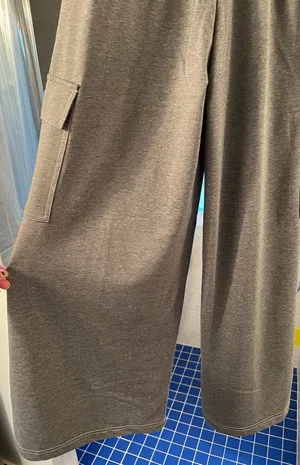 Forever 21 Wide Leg Elastic Waist Grey Pants thumbnail 5