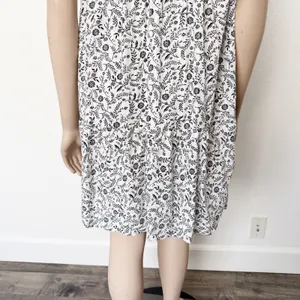 [Old Navy] White Black Floral Print Tassel Tie Straps Swing Dress Size Medium M thumbnail 8