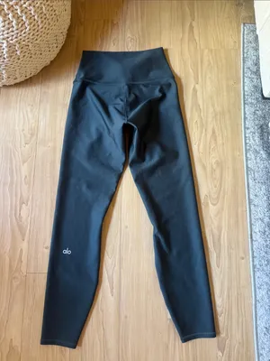 ALO Yoga Performance Leggings thumbnail 3