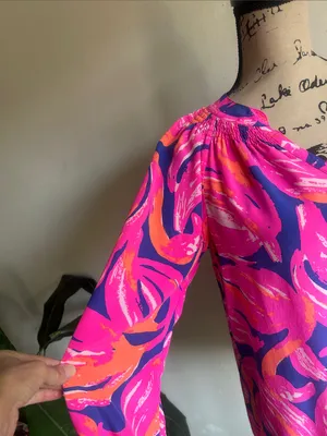 Lilly Pulitzer Elsa Plume Blume Flamingo Silk Long Sleeve Blouse Size Medium thumbnail 6