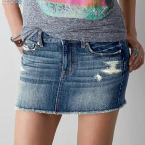 American Eagle Y2K Bella swan vintage sz 6 mini skirt thumbnail 1
