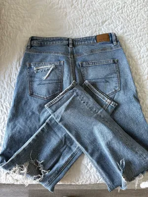 American Eagle Jeans Ripped Mom thumbnail 4